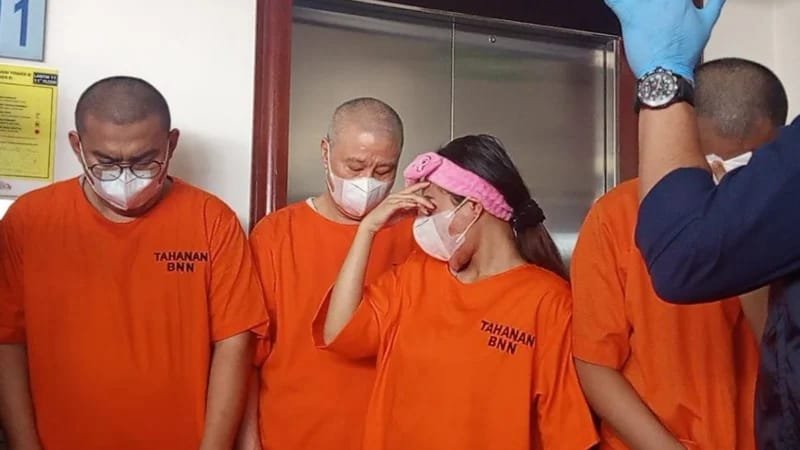 Apartemen Ancol Jadi Dapur Narkoba, BNN Sita Ribuan Happy Water Kamuflase Minuman Energi